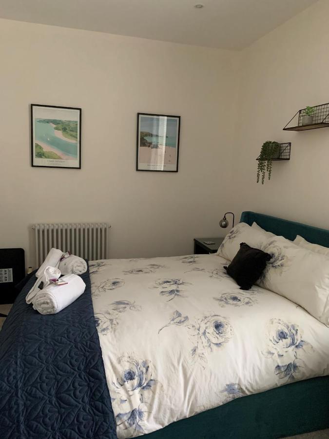Lazy Waves Boutique B&B New Quay Eksteriør billede