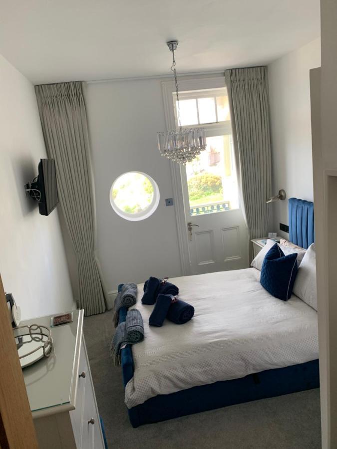 Lazy Waves Boutique B&B New Quay Eksteriør billede