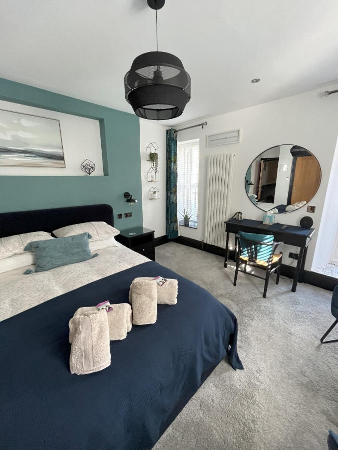 Lazy Waves Boutique B&B New Quay Eksteriør billede