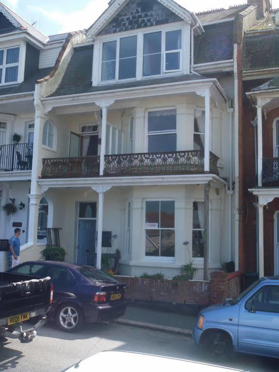 Lazy Waves Boutique B&B New Quay Eksteriør billede